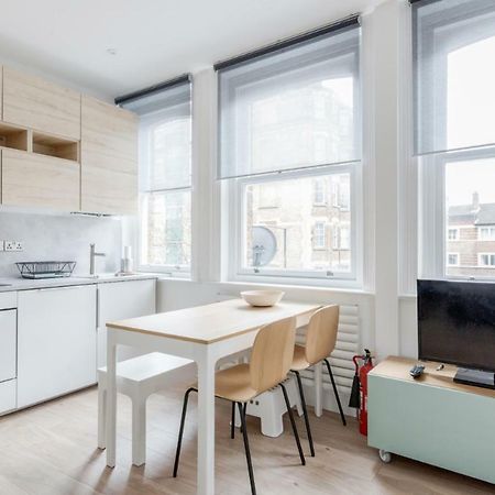Apartamento Live Like A Londoner By Tower Bridge Exterior foto